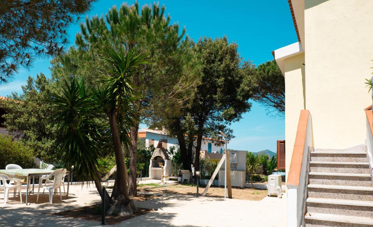 Santu Juanne -Ammentos Posada- A Due Passi Dalla Spiaggia San Giovanni  ภายนอก รูปภาพ